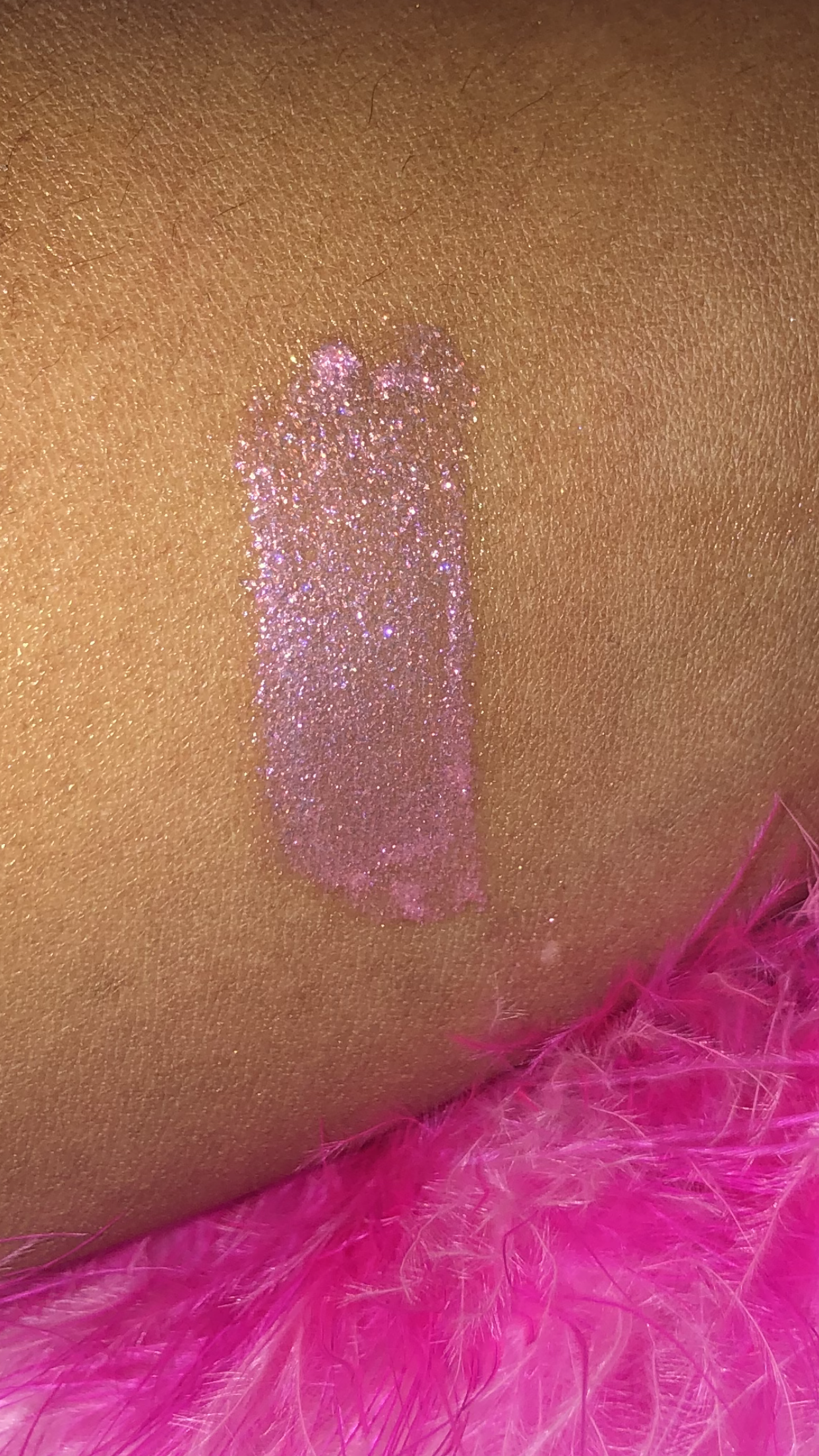 RN diva lipgloss