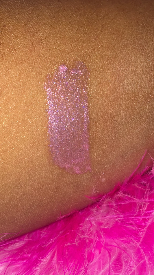 RN diva lipgloss