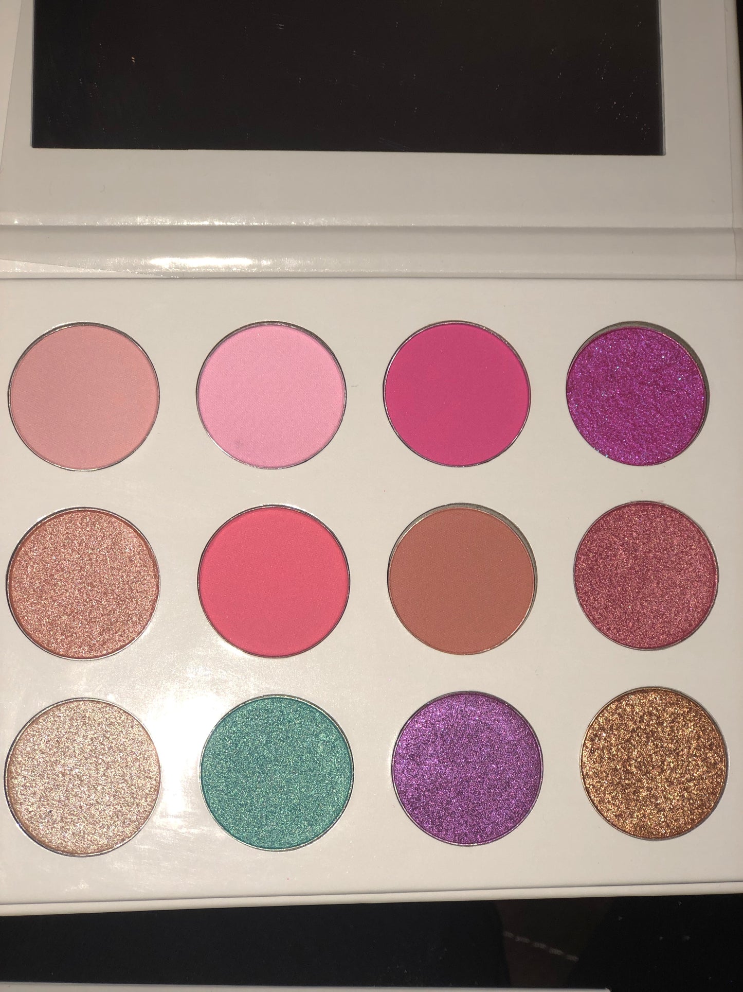 southeRN belle eyeshadow palette